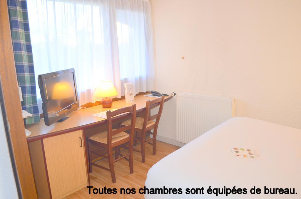 Initial By Balladins La Roche-Sur-Yon Room photo